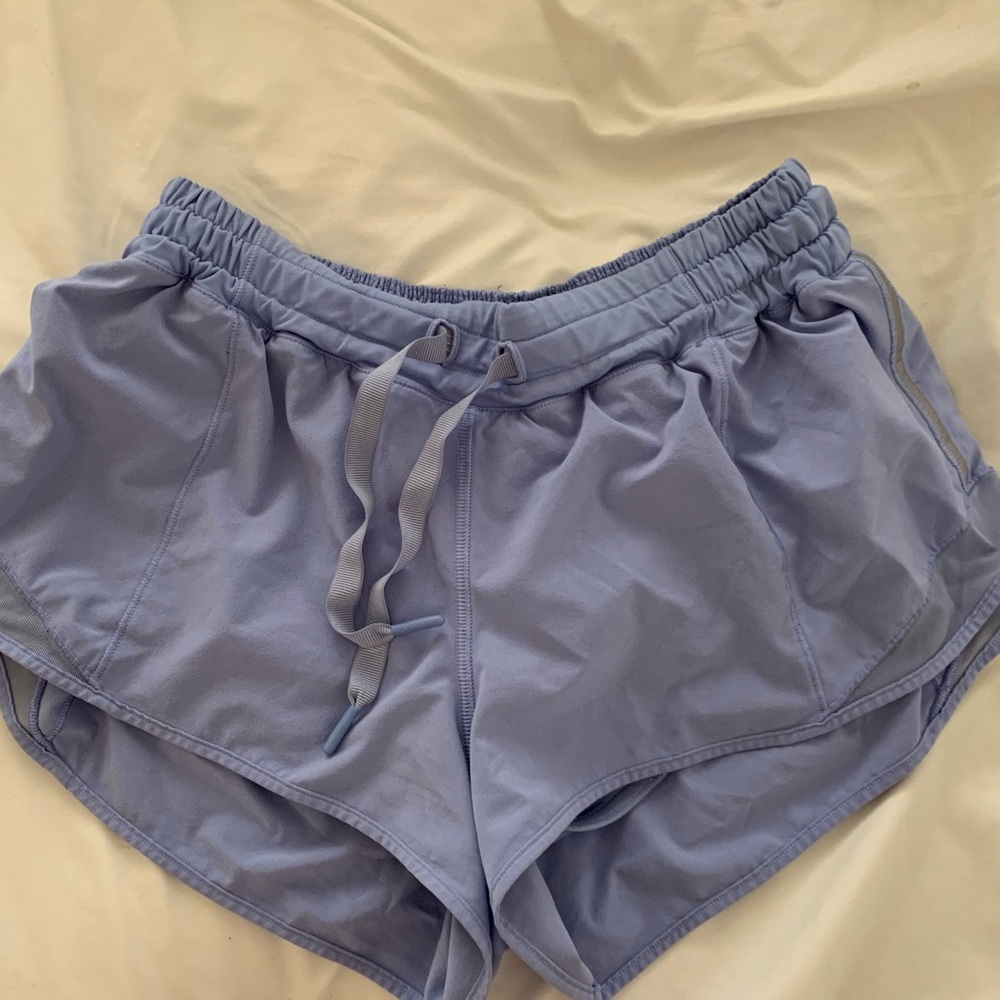 Lululemon Hotty Hot short